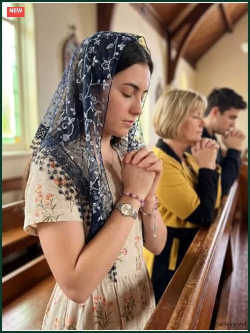Triangle Lace Mantilla Veil for Church - Soft & Stretchy Scarf